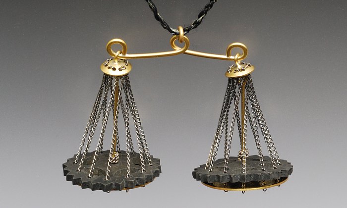 Mia Straka, Zeitgeist Shrapnel Mia Straka, Zeitgeist Shrapnel