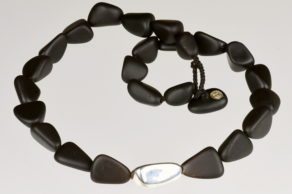 David Holmes, Gravel Necklace 2 David Holmes, Gravel Necklace 2