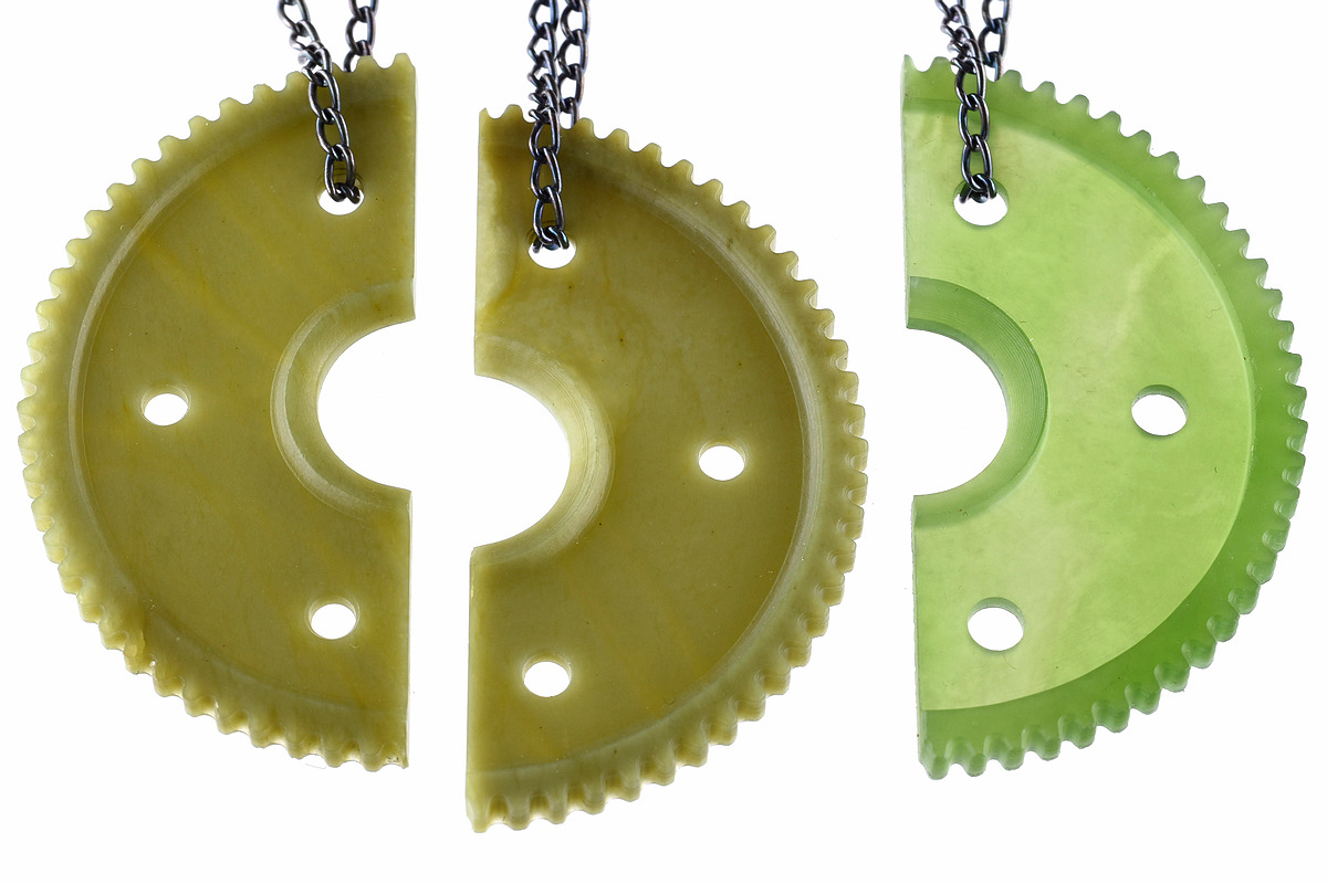 Jack Vogelesang, pounamu pendant